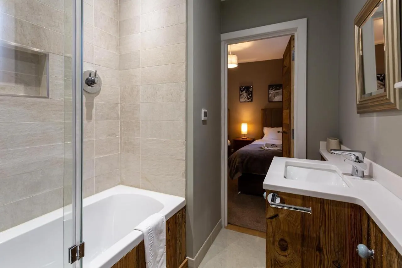 Chalet Des Amis- Chamonix All Year Apartment