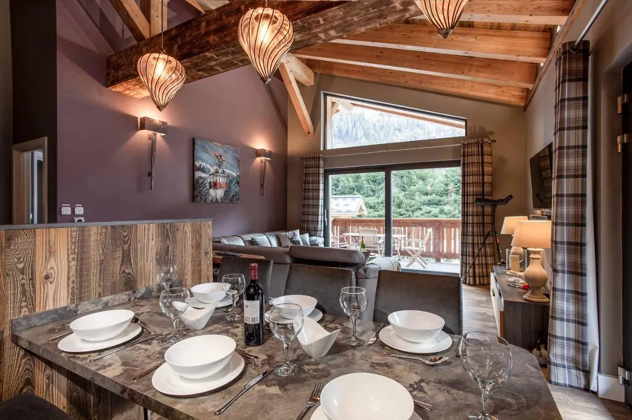 Chalet Des Amis- Chamonix All Year Apartment